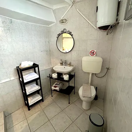 Manousos Fisherman's House Schinopi