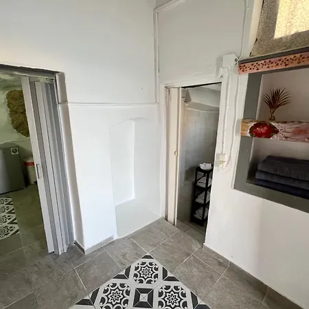 Manousos Fisherman's House Schinopi