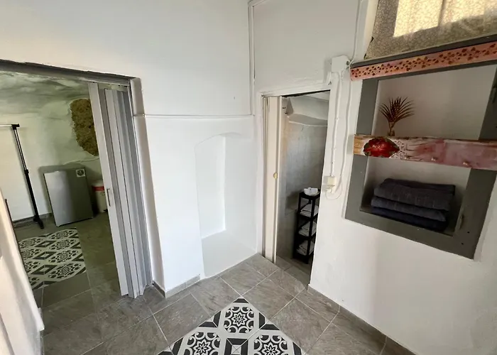 Manousos Fisherman's House Schinopi